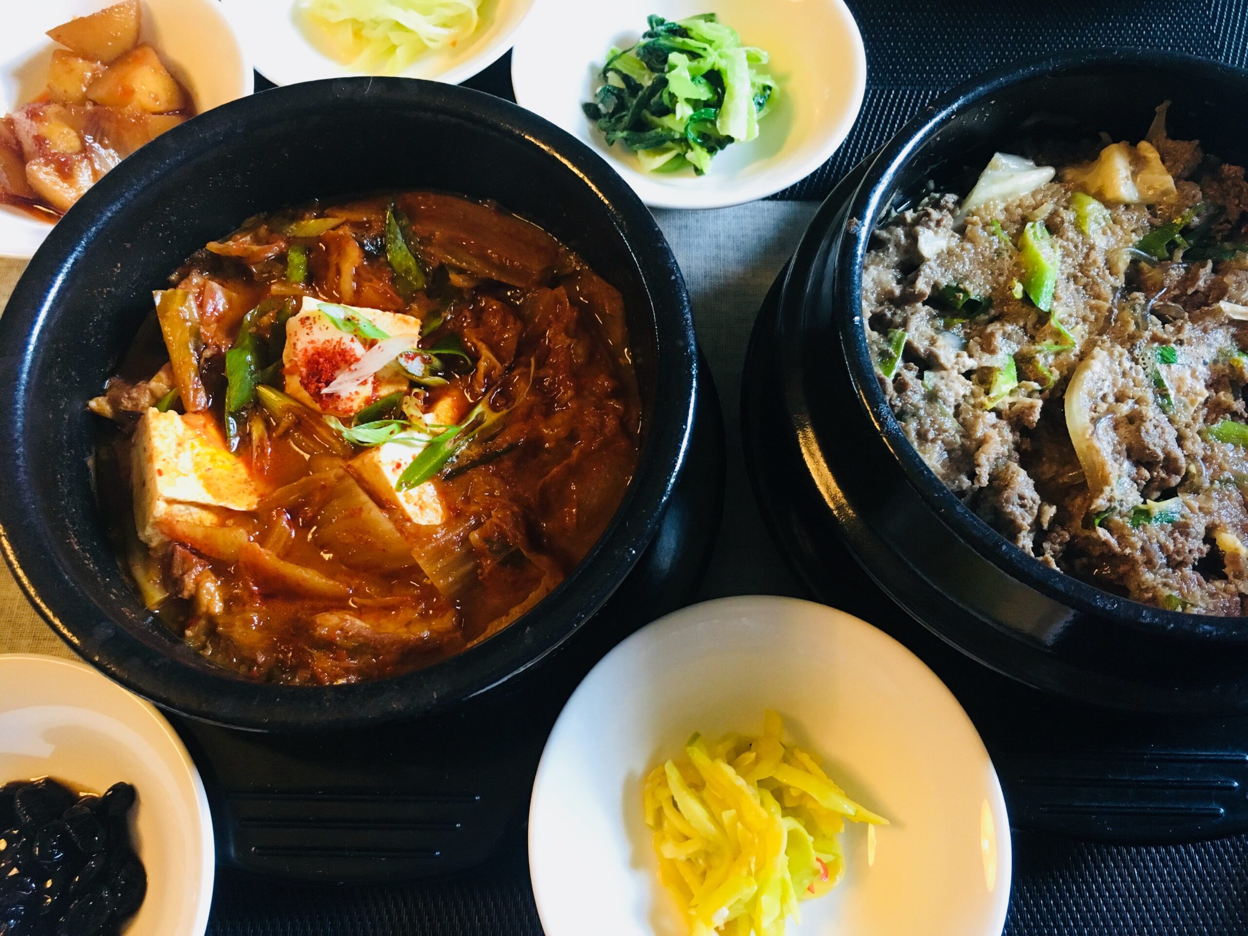 Naris Restaurant